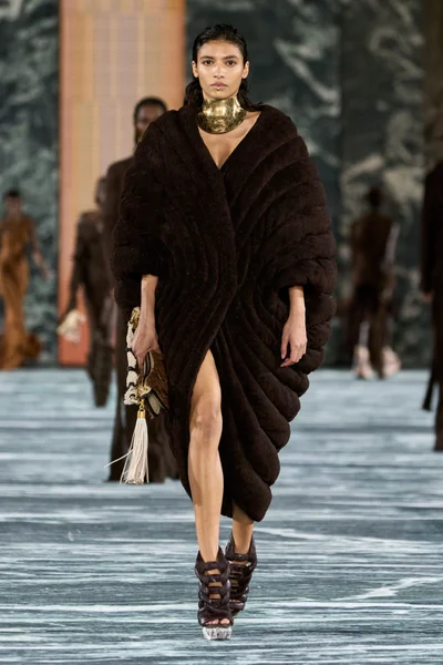 Look 86